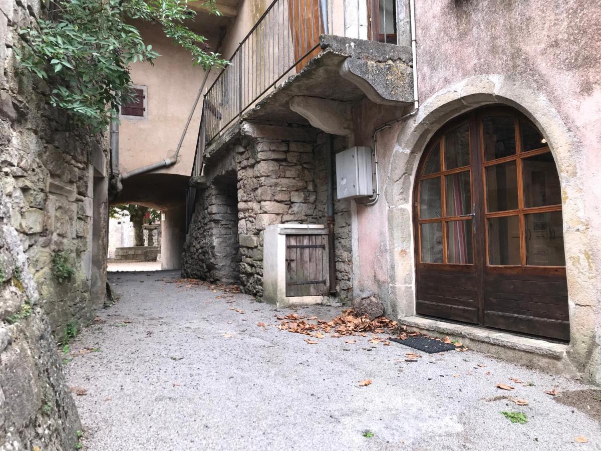 Maison De Village Au Coeur Des Remparts Sainte-Eulalie-de-Cernon ภายนอก รูปภาพ